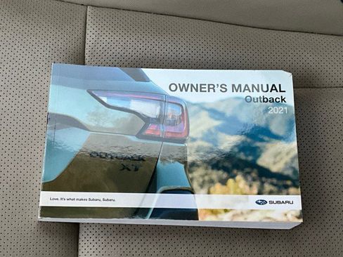 Used 2021 Subaru Outback Limited image 40