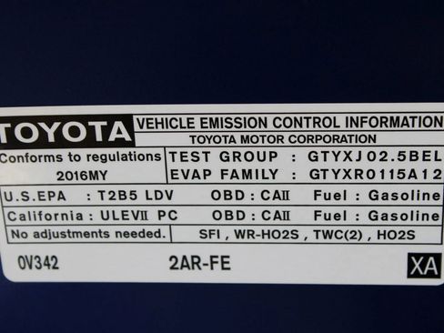 Used 2016 Toyota Camry SE FWD image 31