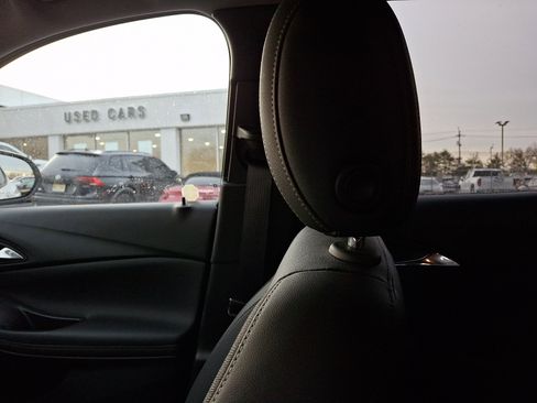 Certified 2022 Buick Encore GX Preferred image 17