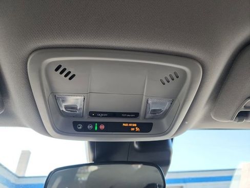 Used 2023 Chevrolet Malibu LT w/ Sport Edition image 21