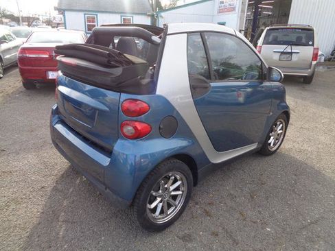 Used 2010 smart fortwo passion image 22