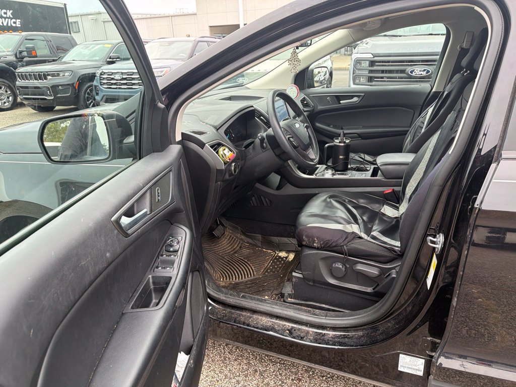 Used 2024 Ford Edge SE AWD/4WD image 11