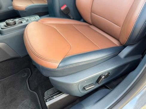 Used 2024 Ford Maverick Lariat image 17