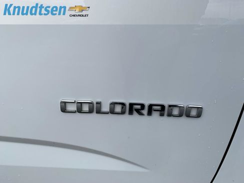 Used 2018 Chevrolet Colorado Z71 image 12