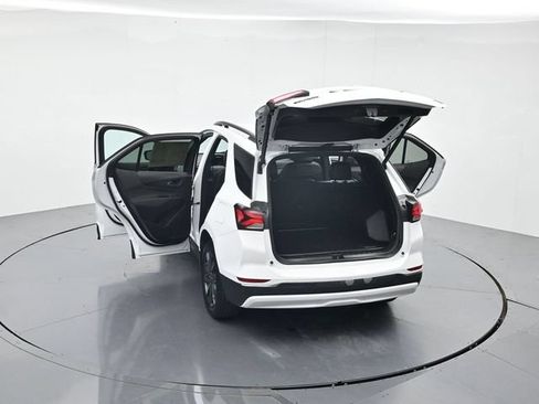 Used 2022 Chevrolet Equinox RS w/ LPO, Floor Liner Package FWD image 45