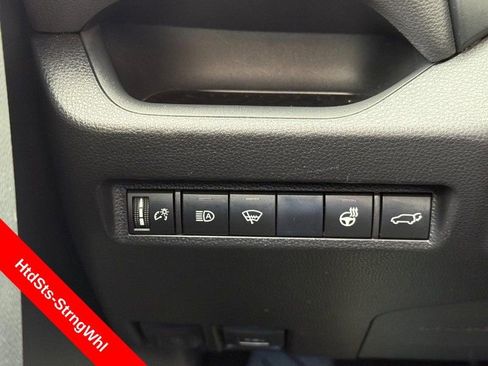 Used 2019 Toyota RAV4 XLE Premium w/ Cold Weather Package AWD/4WD image 29