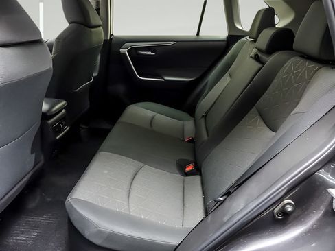 Certified 2022 Toyota RAV4 XLE AWD/4WD image 10