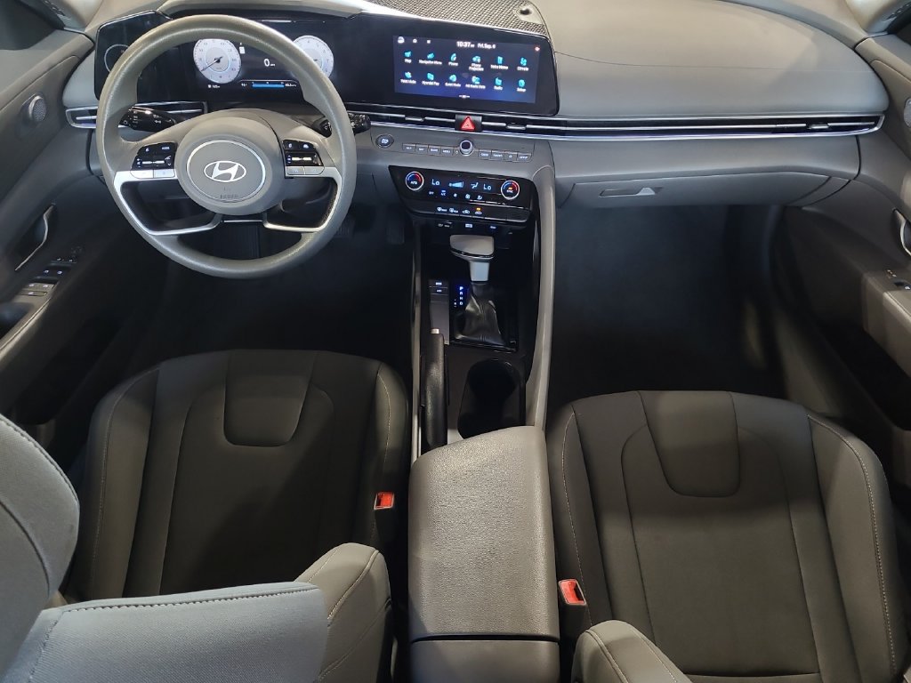 Used 2024 Hyundai Elantra SEL FWD image 10