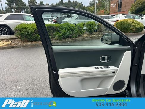 Used 2023 Hyundai Ioniq 5 Limited AWD/4WD image 17