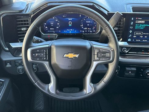 Used 2026 Chevrolet Silverado 1500 LT AWD/4WD image 16