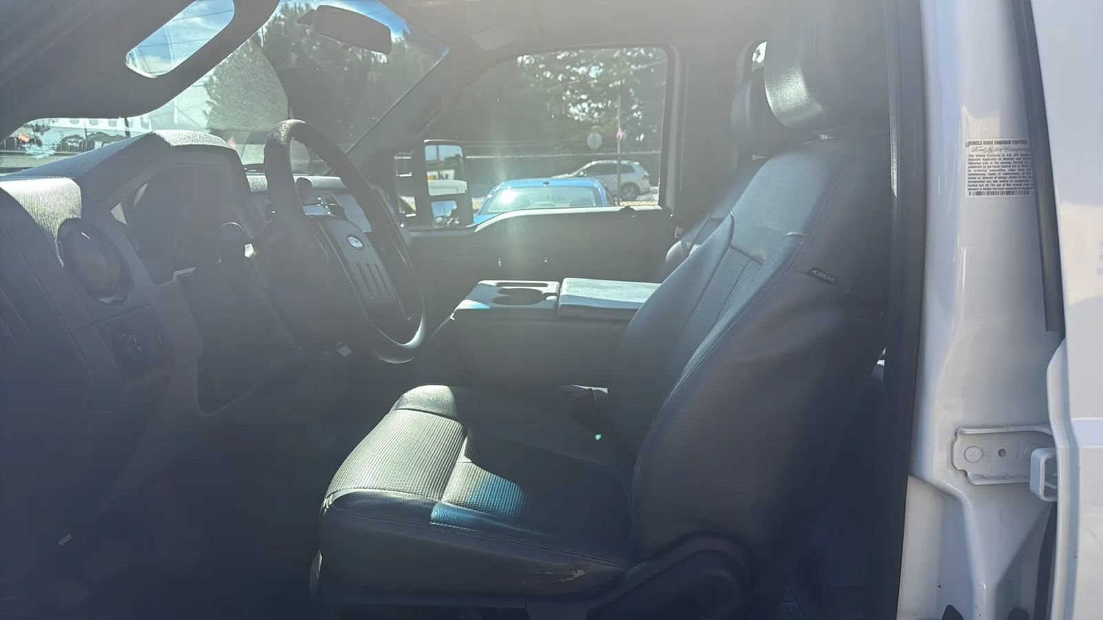 Used 2016 Ford F550 2WD Crew Cab Super Duty image 13