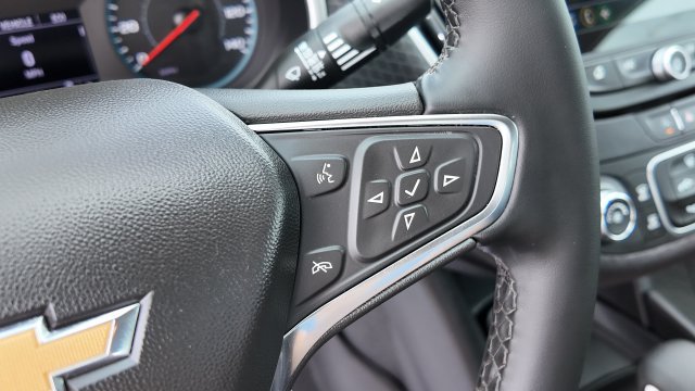 Used 2025 Chevrolet Malibu RS FWD image 24