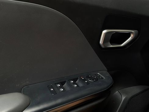 Used 2025 Kia K4 FWD image 20