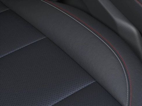 New 2026 Chevrolet Traverse RS w/ LPO, Floor Liner Package FWD image 21