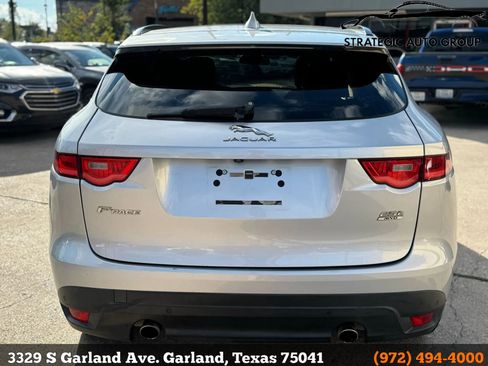 Used 2018 Jaguar F-PACE Prestige image 5