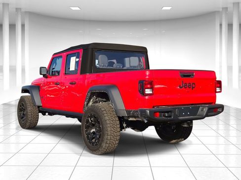 Used 2024 Jeep Gladiator Sport image 5