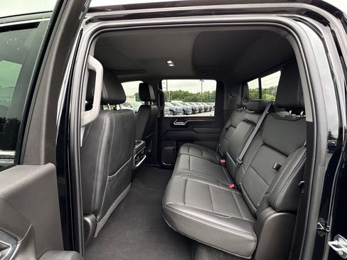 Used 2024 GMC Sierra 2500 Denali w/ Denali Reserve Package AWD/4WD image 26