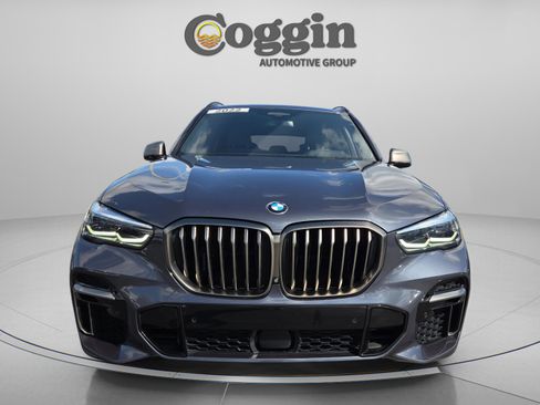 Used 2022 BMW X5 M50i image 9