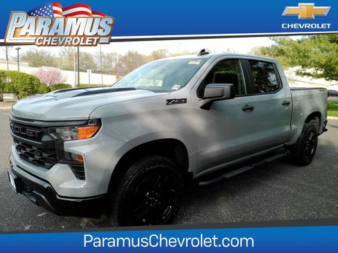 Used 2024 Chevrolet Silverado 1500 Custom Trail Boss w/ Turbomax Blackout Package AWD/4WD image 1