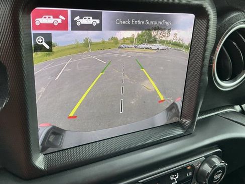 Used 2020 Jeep Gladiator Rubicon AWD/4WD image 30