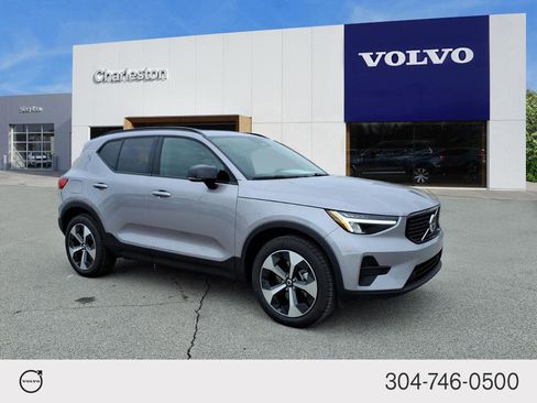 New 2026 Volvo XC40 B5 Core w/ Climate Package image 1