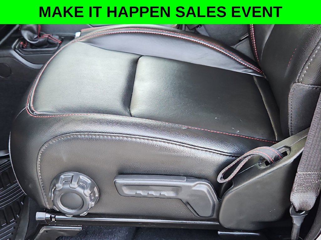 Used 2023 Jeep Gladiator Rubicon AWD/4WD image 12