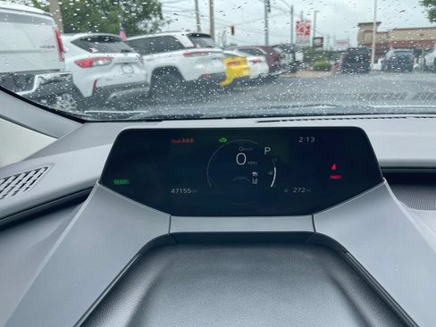 Used 2023 Toyota Prius LE FWD image 19