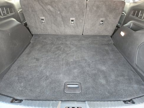 Used 2024 Ford Edge Titanium image 31