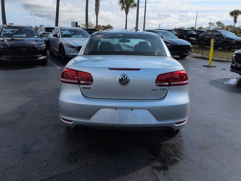 Used 2012 Volkswagen Eos Executive image 5