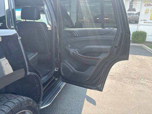 Used 2015 GMC Yukon SLT AWD/4WD image 16