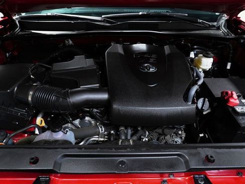 Used 2023 Toyota Tacoma SR5 image 9