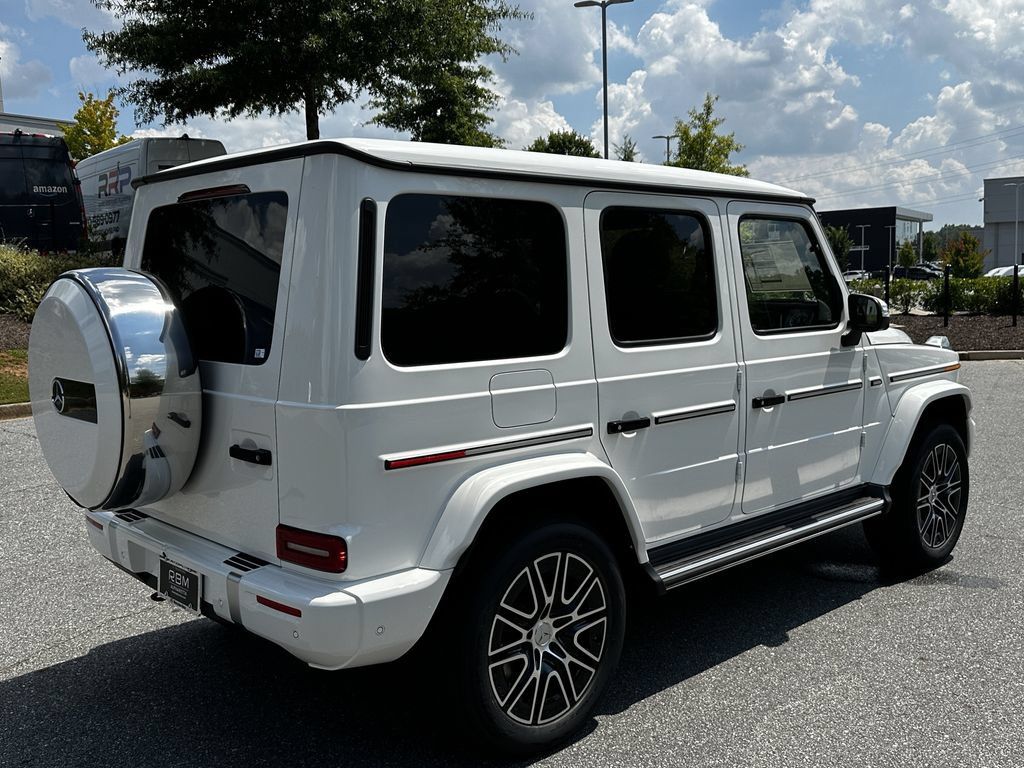 New 2027 Mercedes-Benz G 580 e image 8