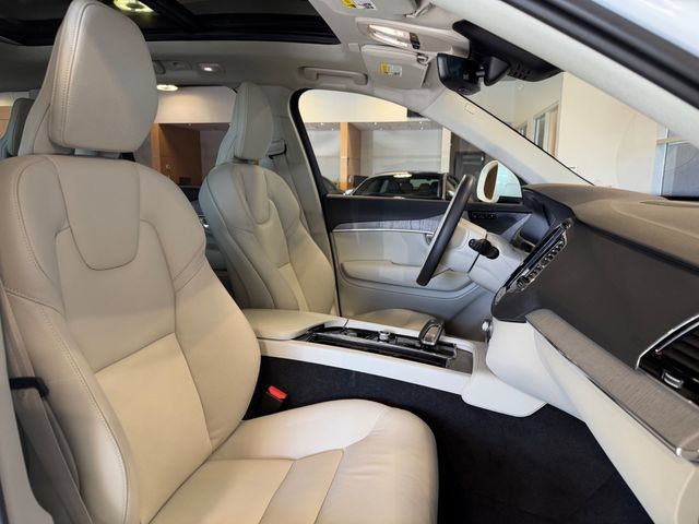 Used 2024 Volvo XC90 B5 Plus w/ Protection Package Premier AWD/4WD image 23