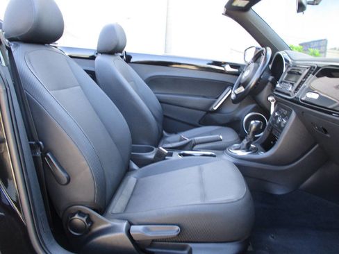 Used 2013 Volkswagen Beetle 2.5 FWD image 82