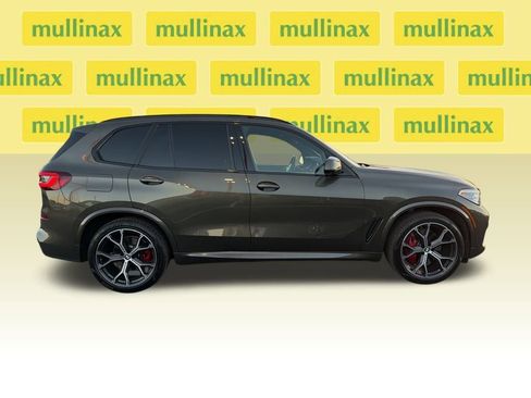 Used 2022 BMW X5 xDrive40i w/ M Sport Package image 12