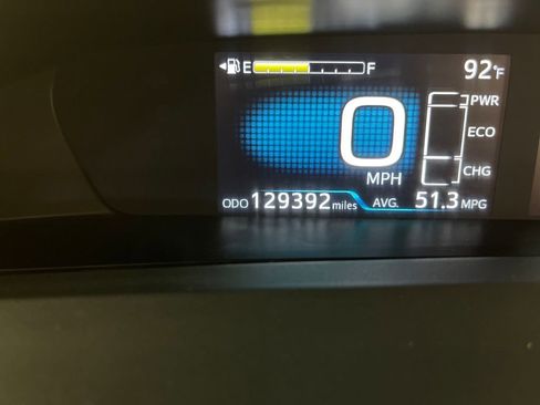 Used 2019 Toyota Prius LE w/ Carpet Mat Package image 19