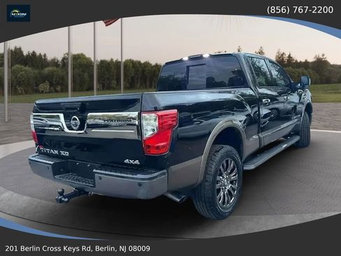 Used 2016 Nissan Titan Platinum Reserve image 4