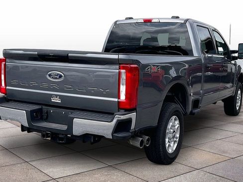 Used 2025 Ford F250 XLT w/ F-250 >10K GVWR Package AWD/4WD image 12