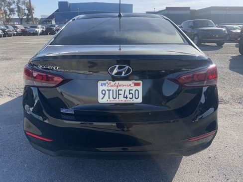 Used 2022 Hyundai Accent SE image 6