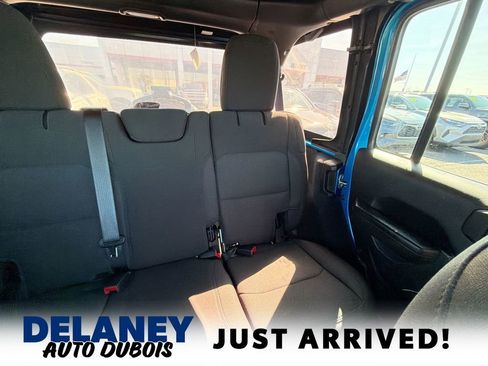 Used 2023 Jeep Wrangler Sport S image 14