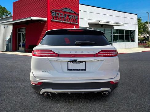 Used 2019 Lincoln MKC Reserve w/ MKC Technology Package FWD image 4