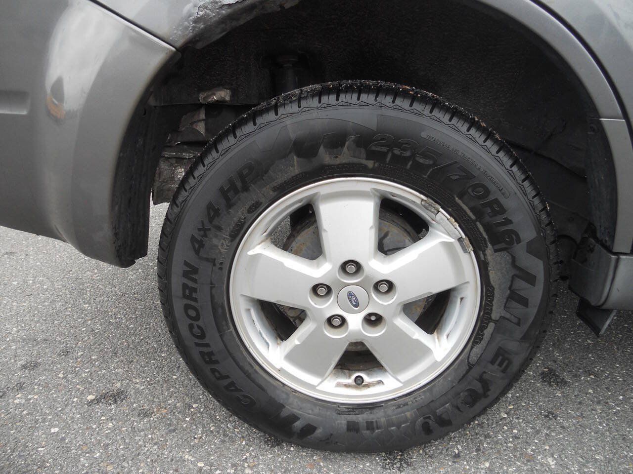Used 2011 Ford Escape XLT w/ 203A Rapid Spec Order Code FWD image 8