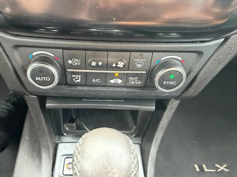 Used 2020 Acura ILX FWD image 22
