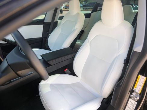 Used 2025 Tesla Model 3 RWD image 7