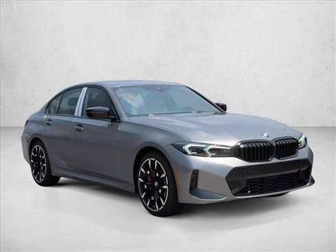New 2026 BMW 330i xDrive Sedan w/ M Sport Package AWD/4WD image 7