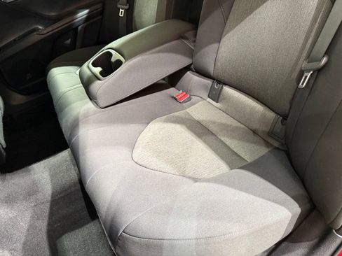 Used 2019 Toyota Camry LE FWD image 18