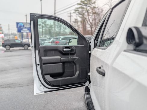 Used 2023 Chevrolet Silverado 1500 Custom image 23