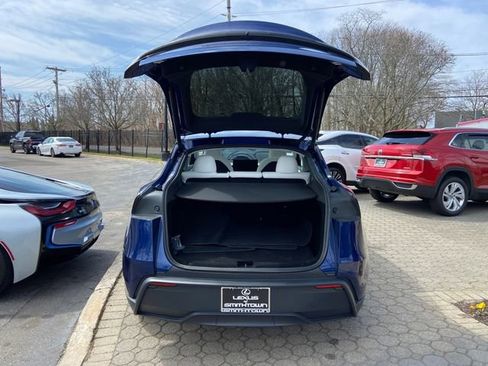 Used 2026 Tesla Model Y 2WD image 28
