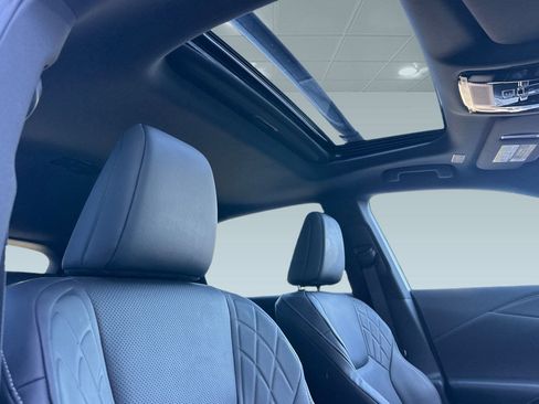 Certified 2025 Lexus RX 350 Premium image 17