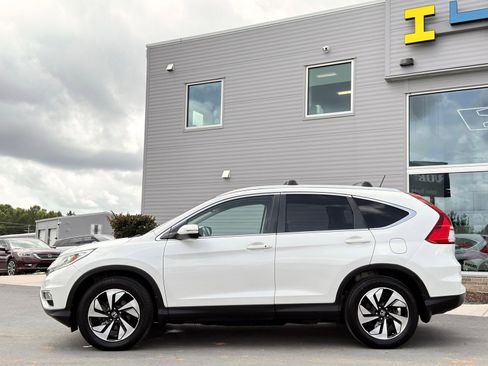 Used 2016 Honda CR-V Touring image 11